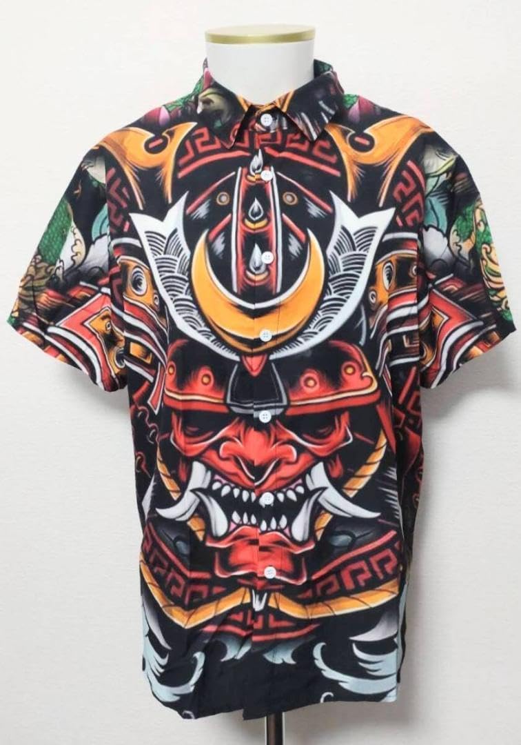 甲冑、御弓太刀飾、かがり火、 金屏風 (源山作) 甲冑、御弓太刀飾